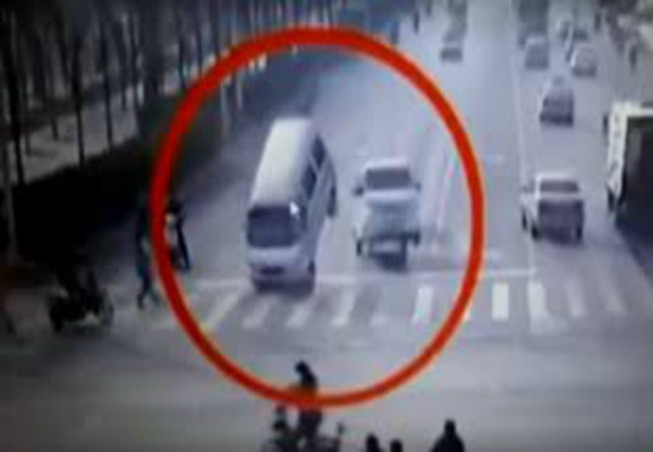 Shocking video of levitating cars | EvoNews