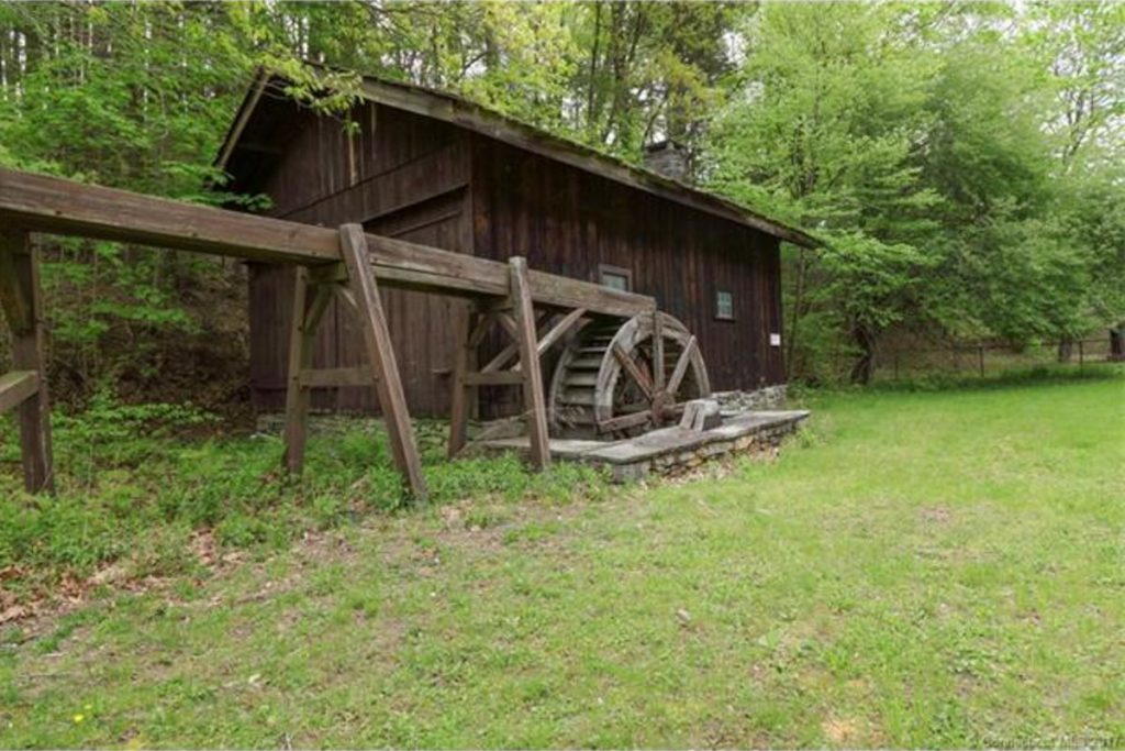 Nobody wants to buy this ghost town in Connecticut
