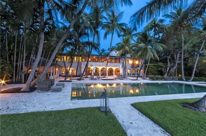 What houses can you buy in South Beach