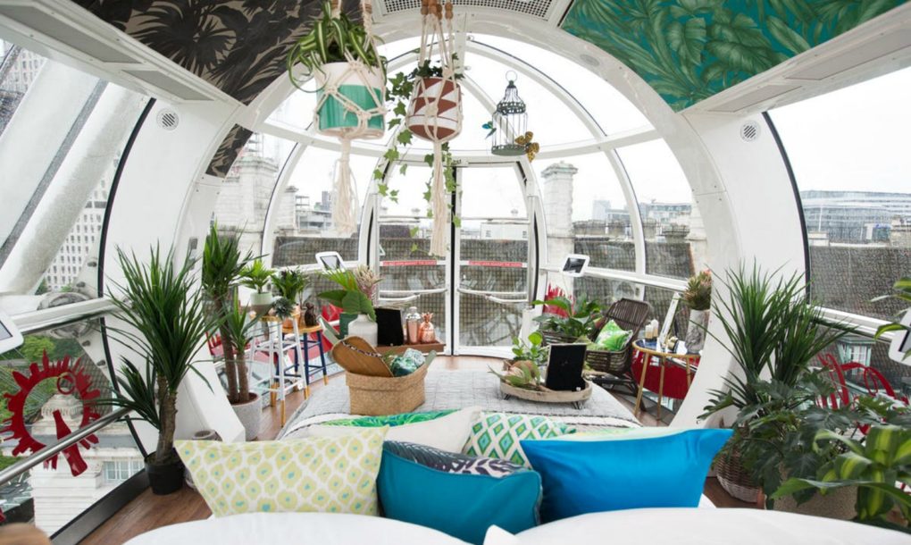 This capsule in the London Eye was transformed in a spectacular way